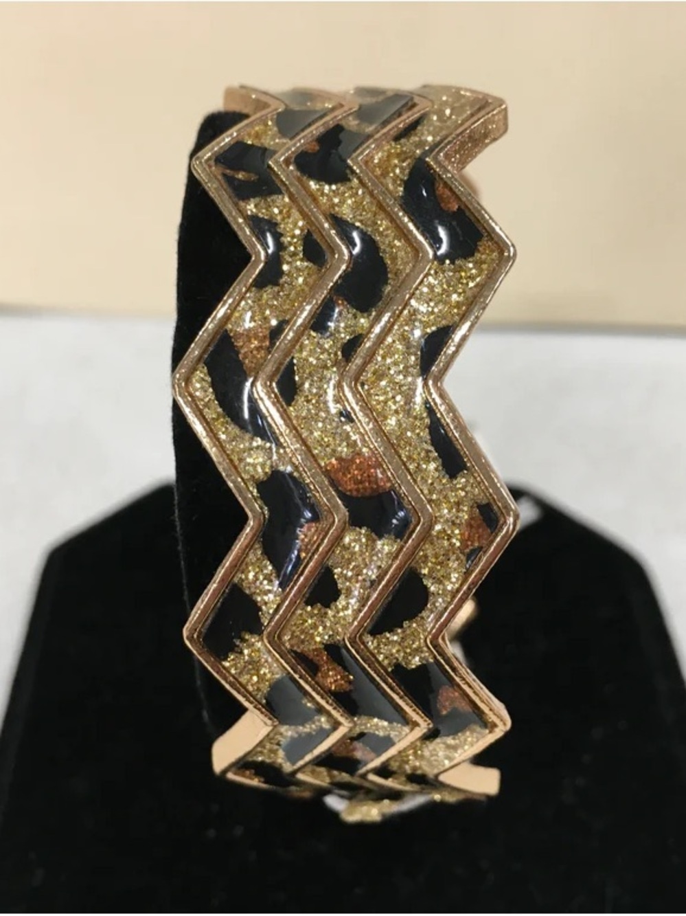 Leopard chevron design bracelet